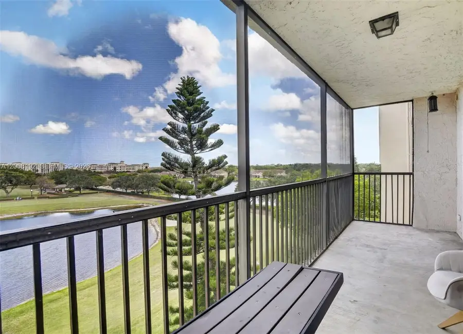 3300 W Rolling Hills Cir #606, Davie, FL 33328 - #2