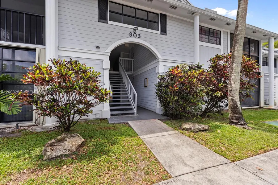 903 NE 199th St #104, Miami, FL 33179 - #3