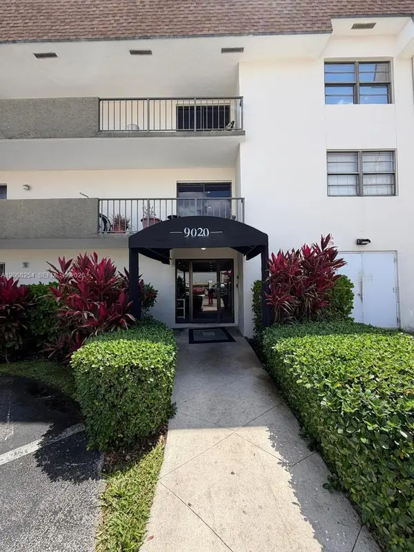9020 NE 8th Ave #1D, Miami Shores, FL 33138