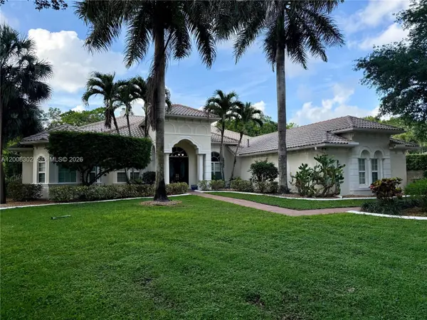 12743 N Winners Cir, Davie, FL 33330