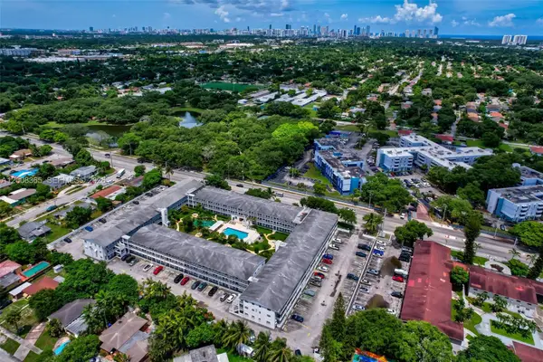 15610 NE 6th Ave #23C, Miami, FL 33162