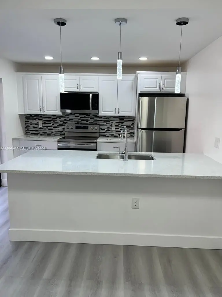 736 Mill Valley Pl #736, West Palm Beach, FL 33409 - #3