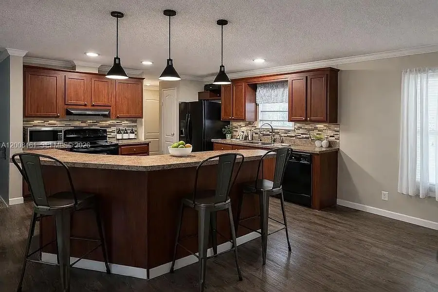 390 NW 134th Ave, Plantation, FL 33325 - #2