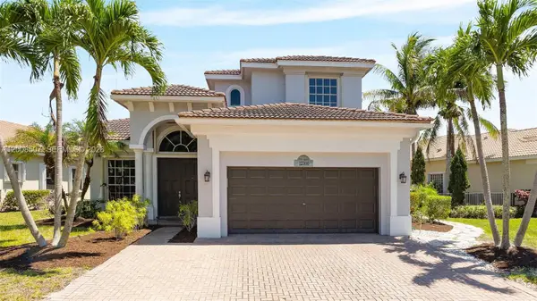 12300 NW 77th Mnr, Parkland, FL 33076