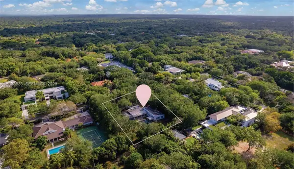 6285 SW 98th St, Pinecrest, FL 33156