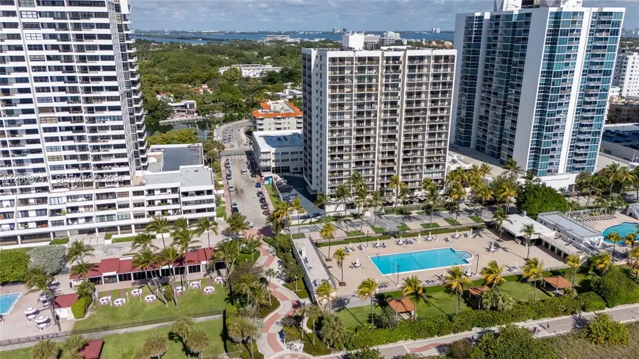 2625 Collins Ave #803, Miami Beach, FL 33140 - #2
