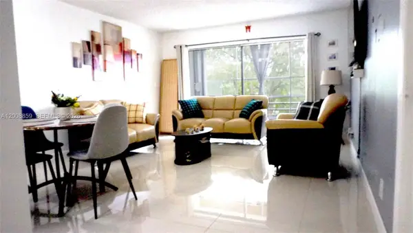 8818 W Mcnab Rd #303, Tamarac, FL 33321