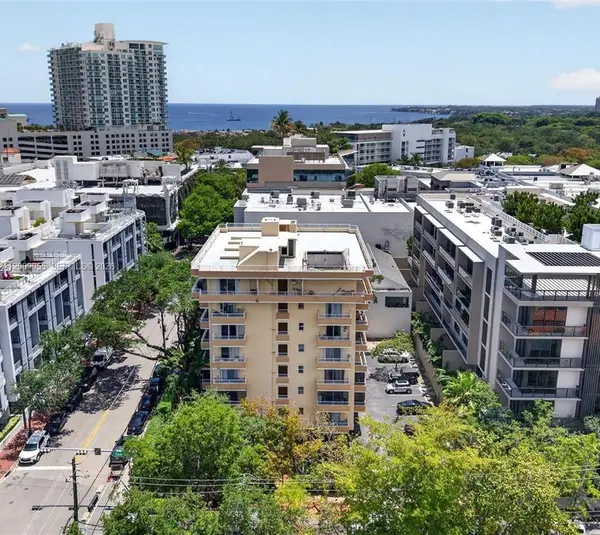 3304 Virginia St #3D, Miami, FL 33133