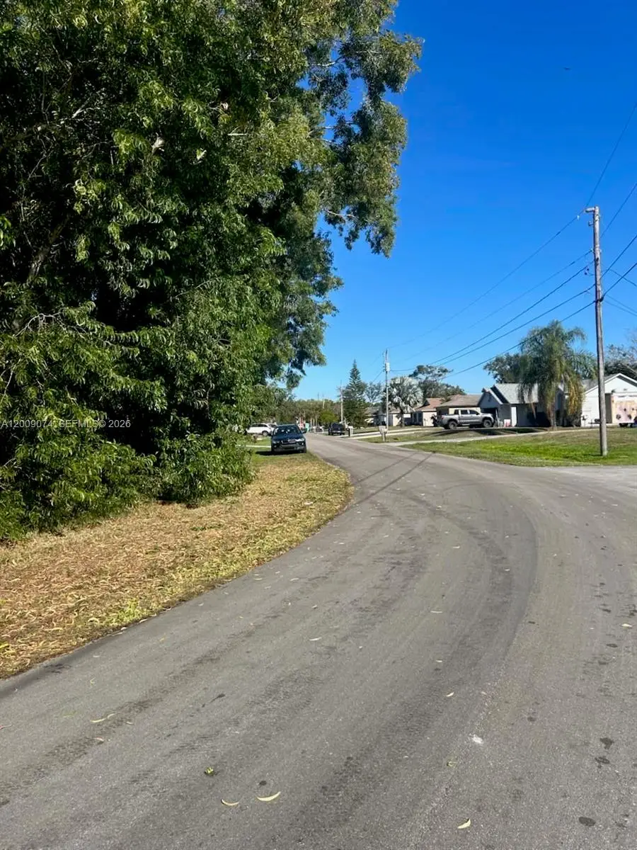 6537 NW Chugwater Cir, Port Saint Lucie, FL 34983 - #1