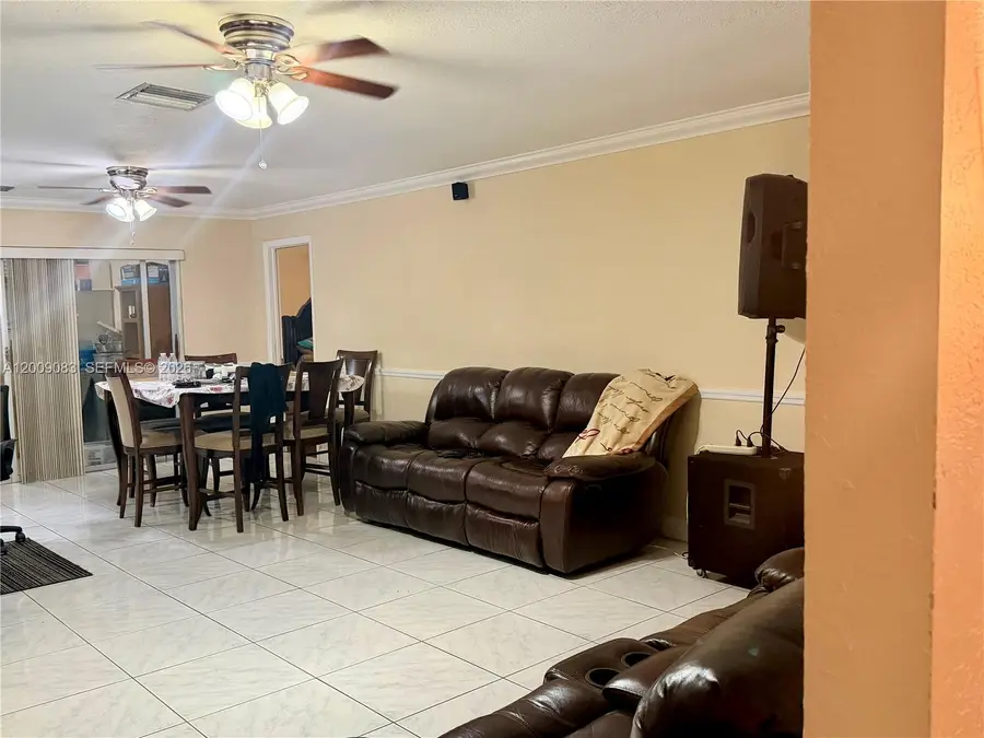 1830 NW 47th Ave, Lauderhill, FL 33313 - #2