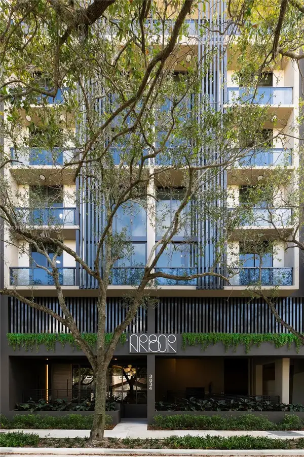 3034 Oak Avenue #LPH3, Coconut Grove, FL 33133