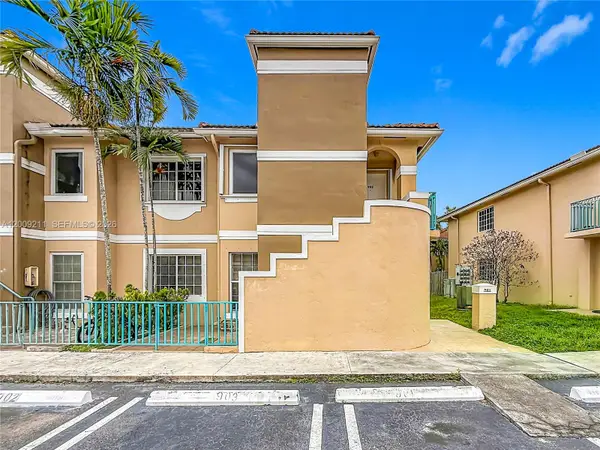 6466 SW 130th Pl #902, Miami, FL 33183