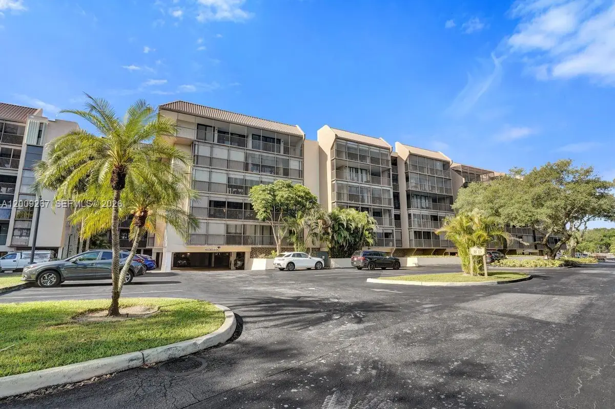2806 N 46th Ave #D637, Hollywood, FL 33021 - #1