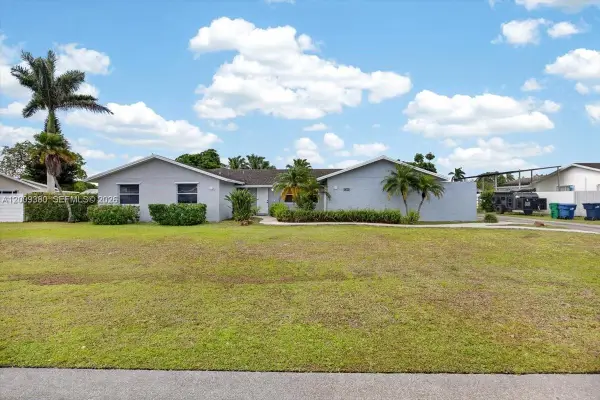 16040 SW 283rd St, Homestead, FL 33033
