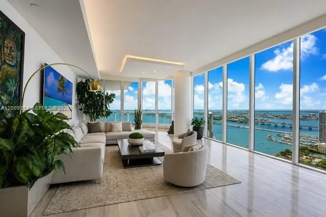 2020 N Bayshore Dr #3902, Miami, FL 33137 - #1