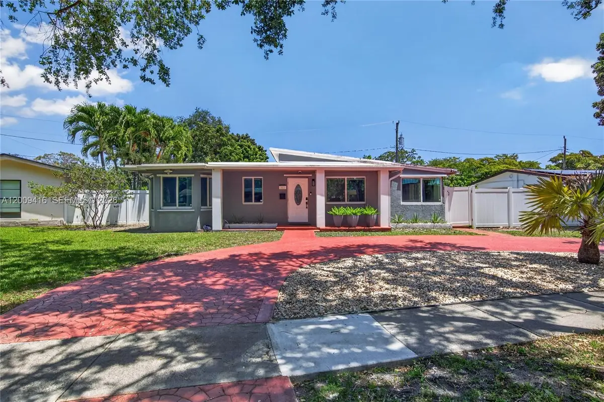 211 S 57th Way, Hollywood, FL 33023 - #1