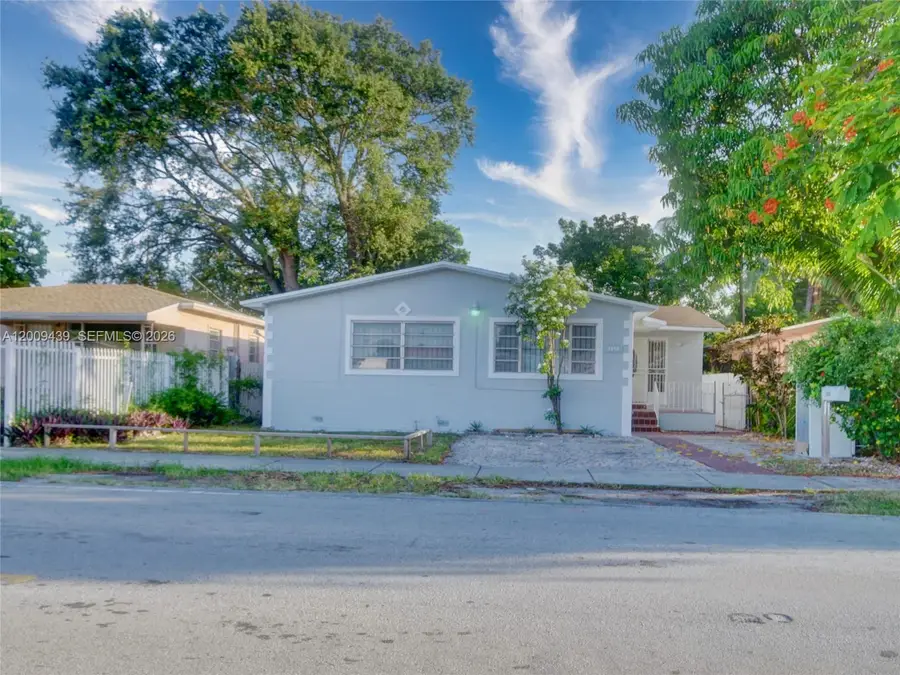 1141 NW 75th St, Miami, FL 33150 - #2