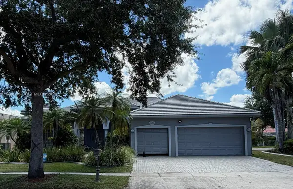 2242 NW 129th Ave, Pembroke Pines, FL 33028