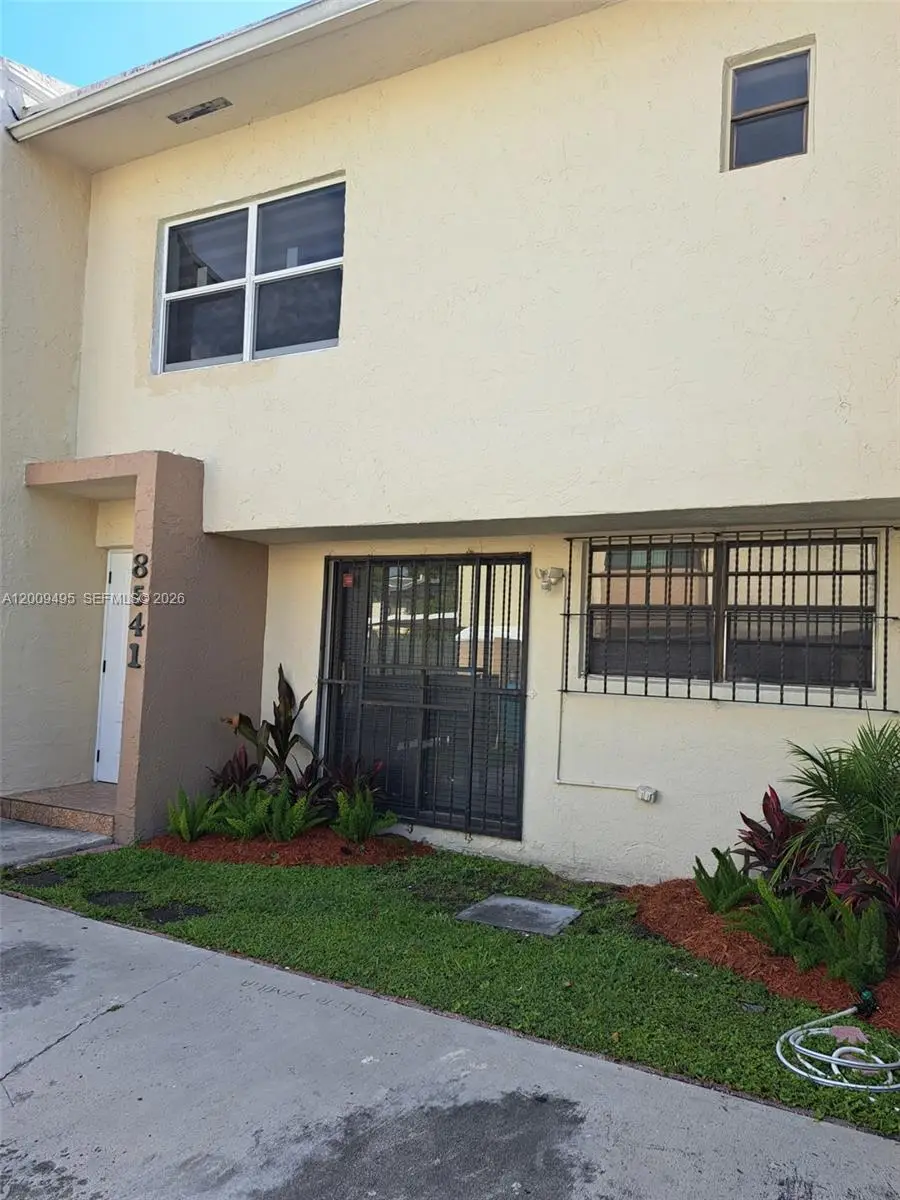 8541 NW 7th St #32, Miami, FL 33126 - #2