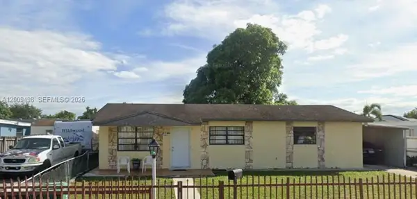 19811 SW 116th Ave, Miami, FL 33157