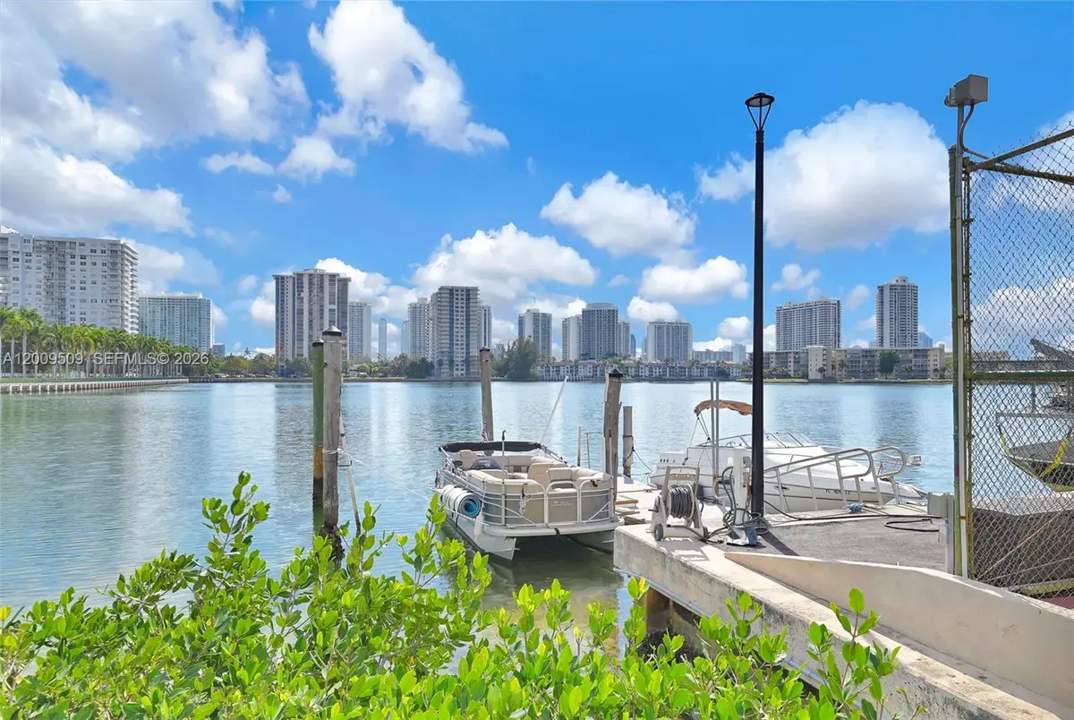 2780 NE 183rd St #115, Aventura, FL 33160 - #1