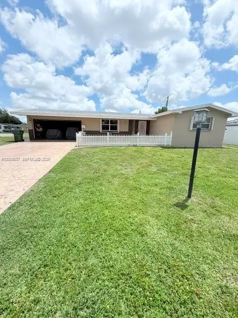 1121 NW 86th Ter, Pembroke Pines, FL 33024 - #1