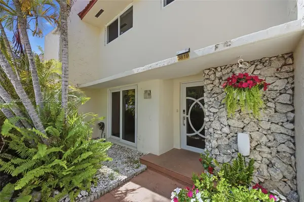 3819 NE 170th St #B-1, North Miami Beach, FL 33160