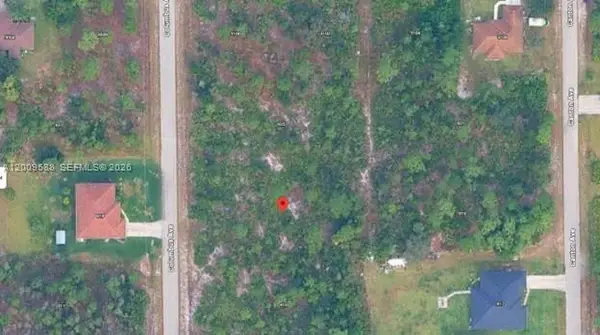 918 Columbus Ave, Lehigh Acres, FL 33972