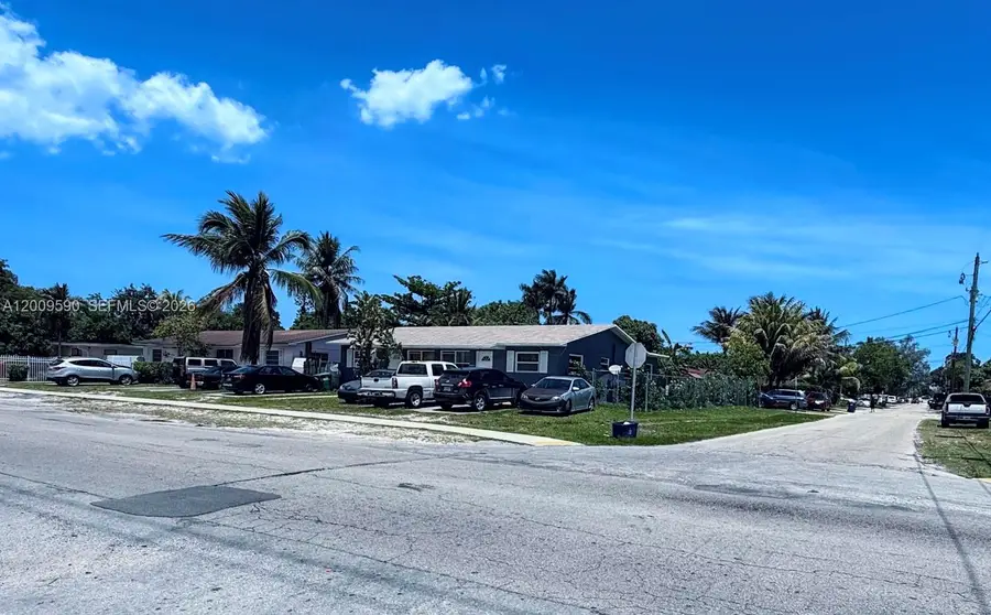 14615 NE 14th Ave, Miami, FL 33161 - #3
