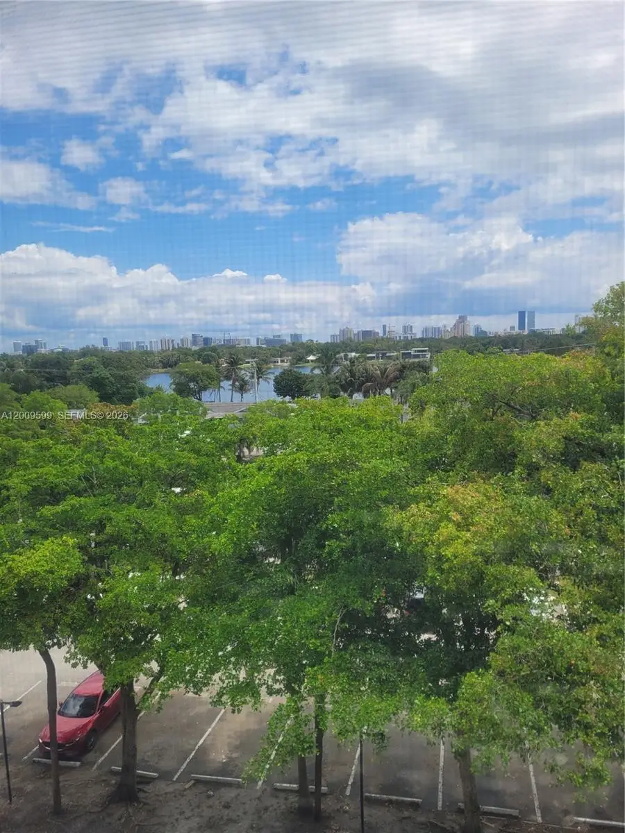 1780 NE 191st St #611-2, Miami, FL 33179 - #3