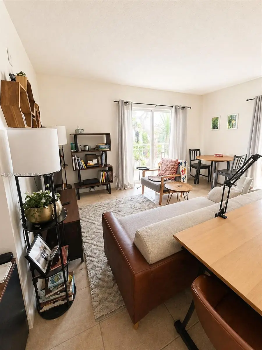 630 85th St #101, Miami Beach, FL 33141 - #3