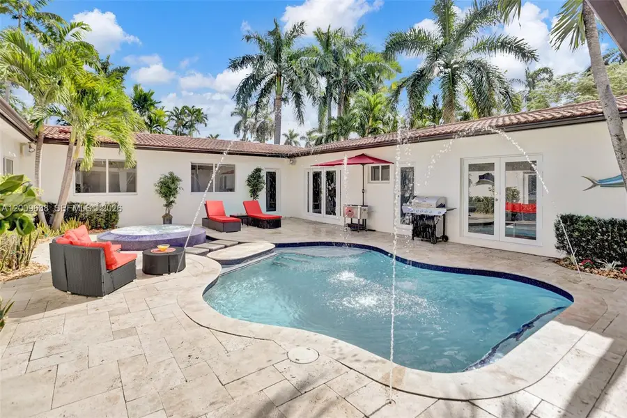 1017 Tyler St, Hollywood, FL 33019 - #2
