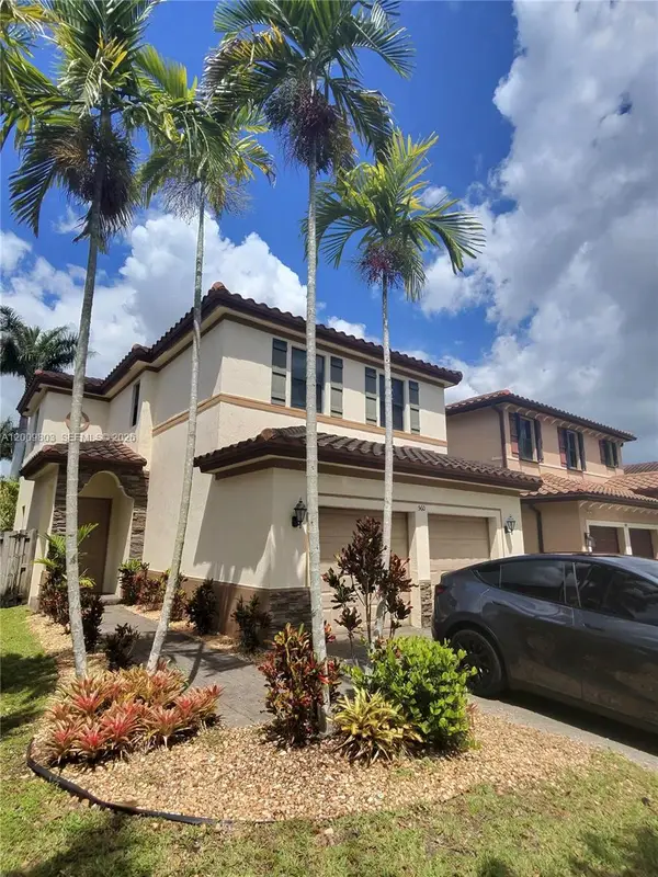 560 SE 33rd Ter, Homestead, FL 33033