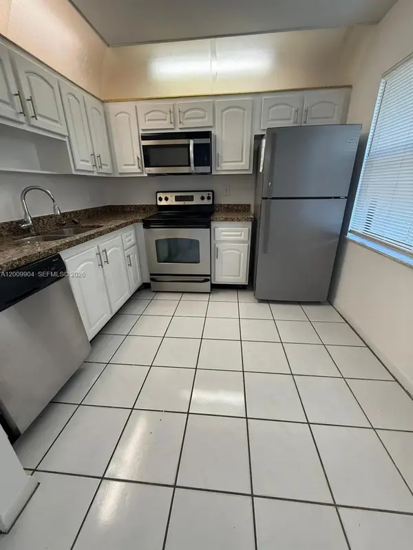 16413 Grape Way, Delray Beach, FL 33484