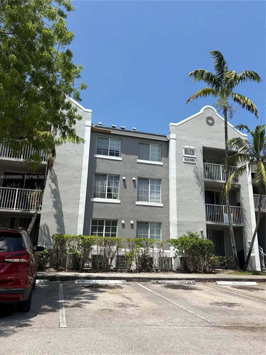 711 SW 111th Way #202, Pembroke Pines, FL 33025 - #3