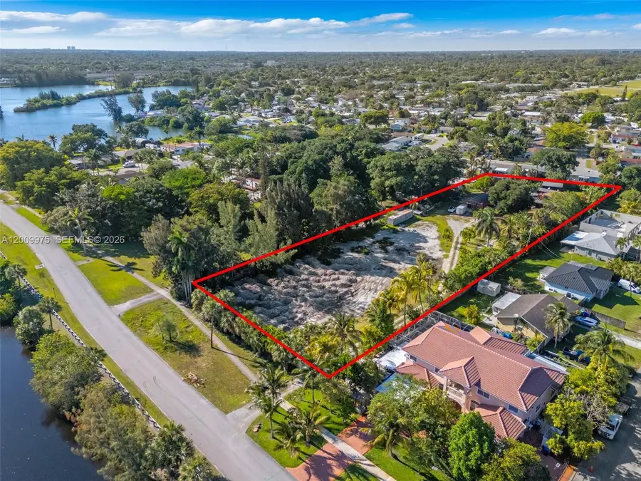 4351 SW 25th St, Fort Lauderdale, FL 33317 - #2