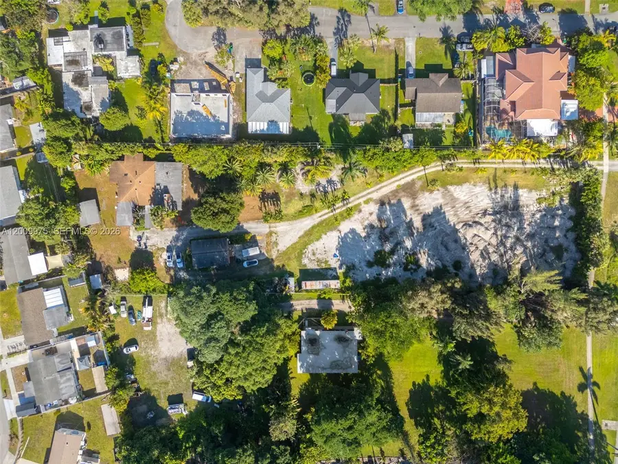 4351 SW 25th St, Fort Lauderdale, FL 33317 - #3