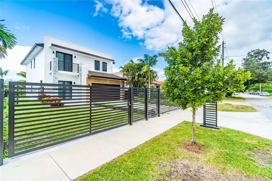 6535 SW 26th St, Miami, FL 33155 - #2