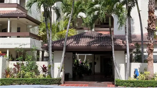 9030 SW 125th Ave #E206, Miami, FL 33186