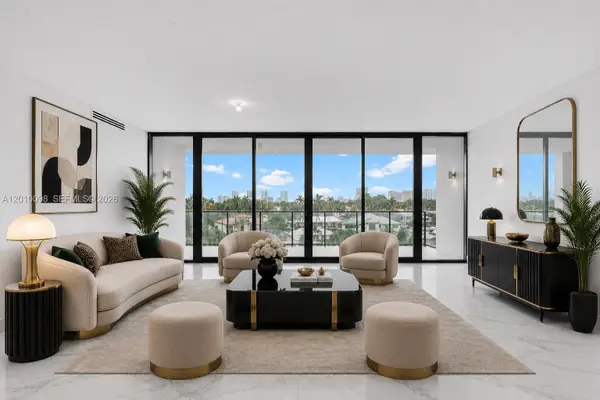 160 Isle Of Venice Dr #PH2, Fort Lauderdale, FL 33301