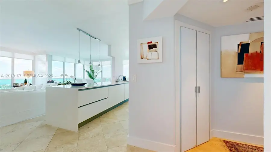 5025 Collins Ave #2206, Miami Beach, FL 33140 - #2
