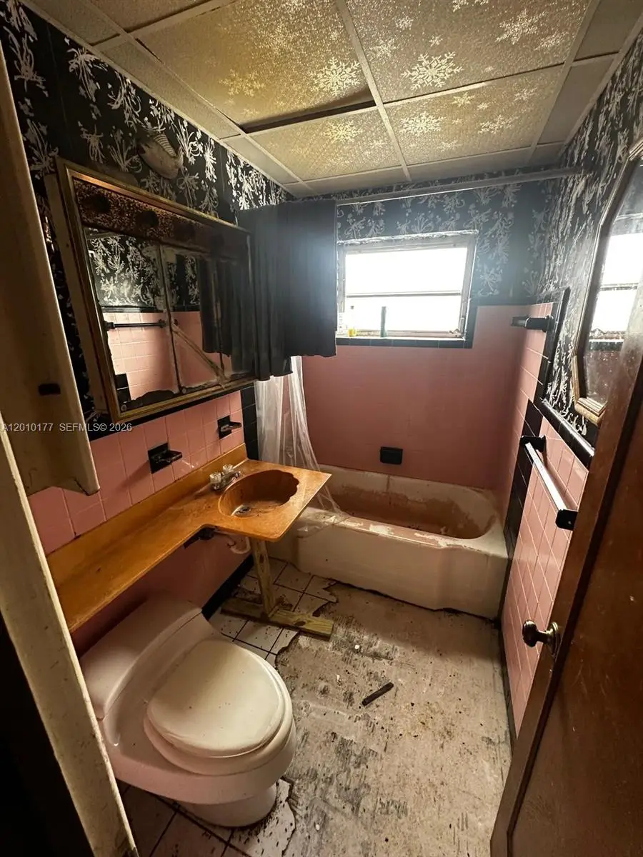 55 NE 171st Ter, North Miami Beach, FL 33162 - #1