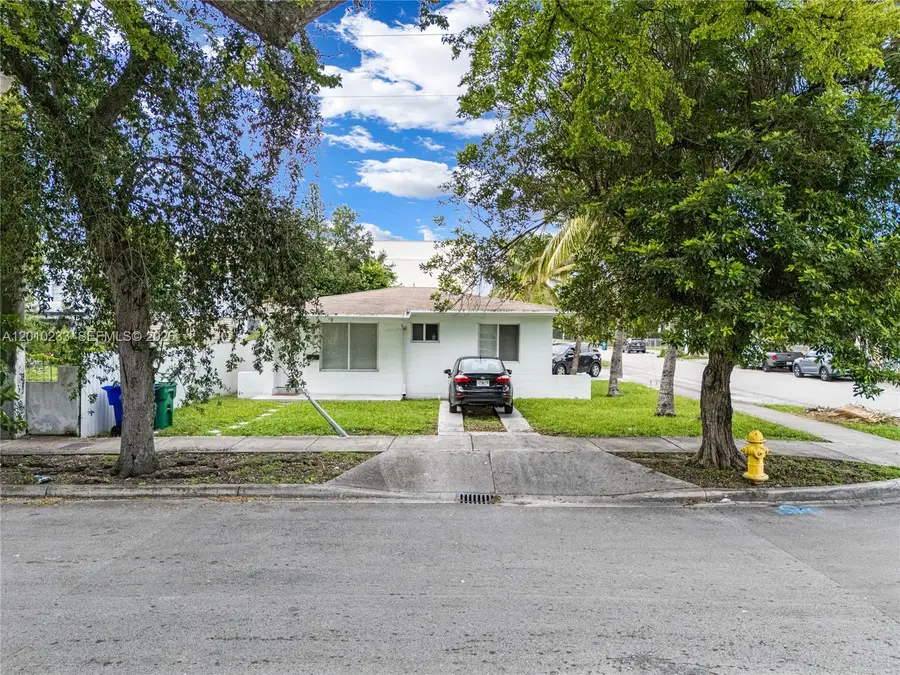 301 NW 34th St, Miami, FL 33127 - #2