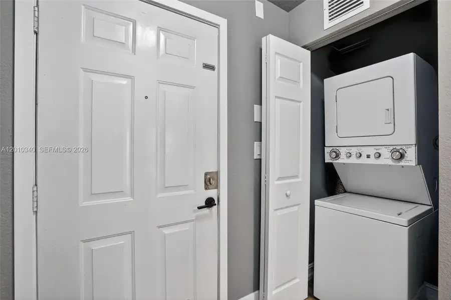 7995 NW 8th St #100C, Miami, FL 33126 - #3