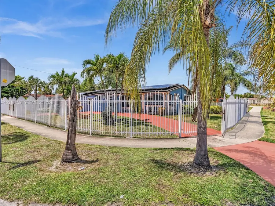 4301 NW 185th St, Miami Gardens, FL 33055 - #3