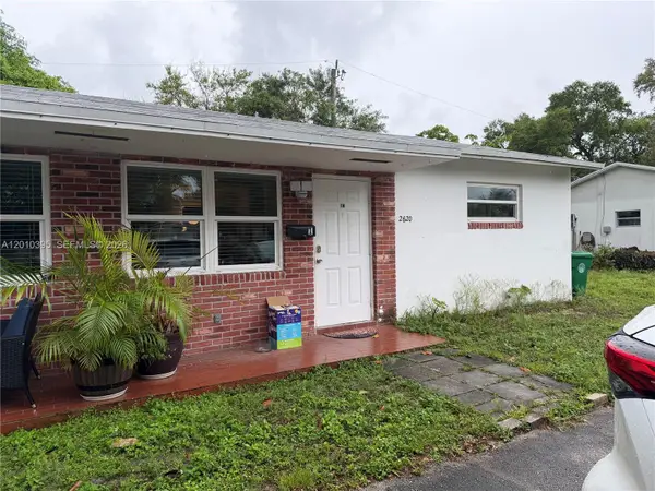 2620 SW 51st St, Dania Beach, FL 33312