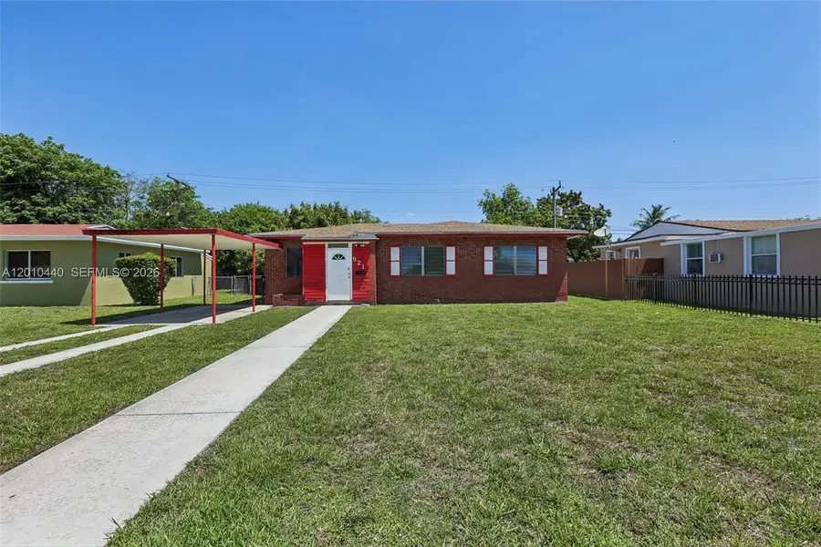 921 NE 159th St, North Miami Beach, FL 33162 - #3