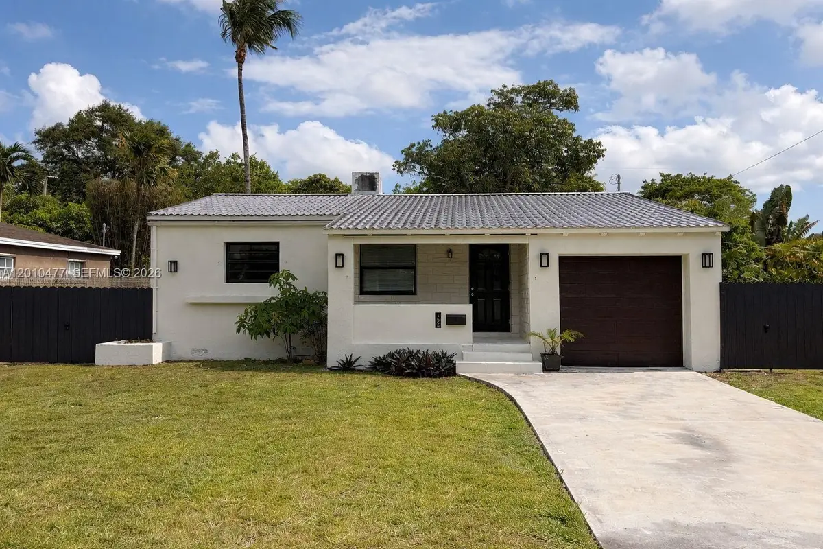 124 NW 89th St, El Portal, FL 33150 - #1