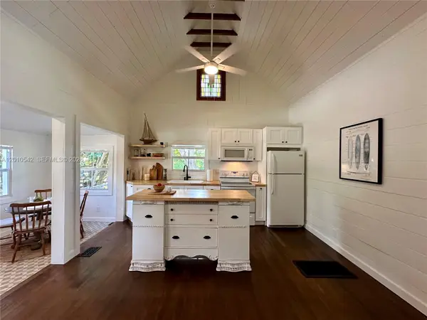 2287 NE Patrician St, Jensen Beach, FL 34957