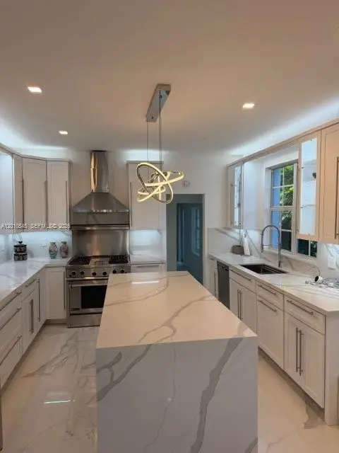 5824 Alton Rd, Miami Beach, FL 33140 - #3